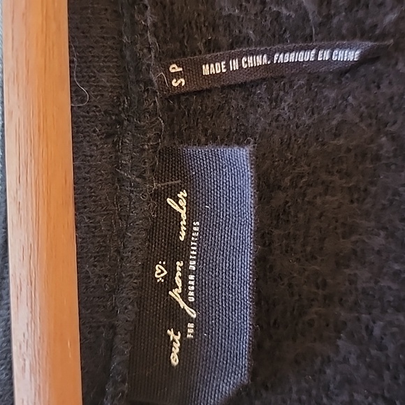 UO Cropped Sweatshirt - Picture 5 of 5